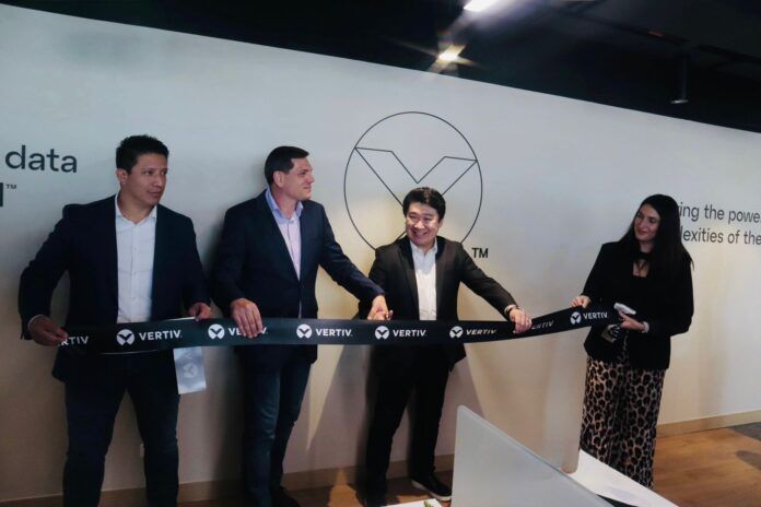 Vertiv inaugura hub integrado de servicios empresariales en Bogotá para reforzar sus operaciones en América Latina