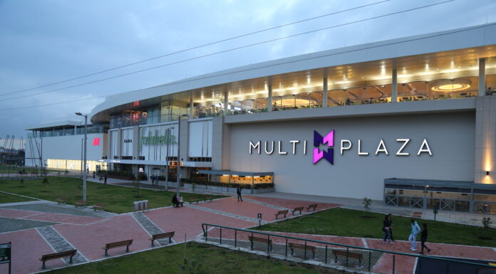 Multiplaza Bogotá activa su temporada navideña con nuevas experiencias, premios y programación cultural para toda la familia